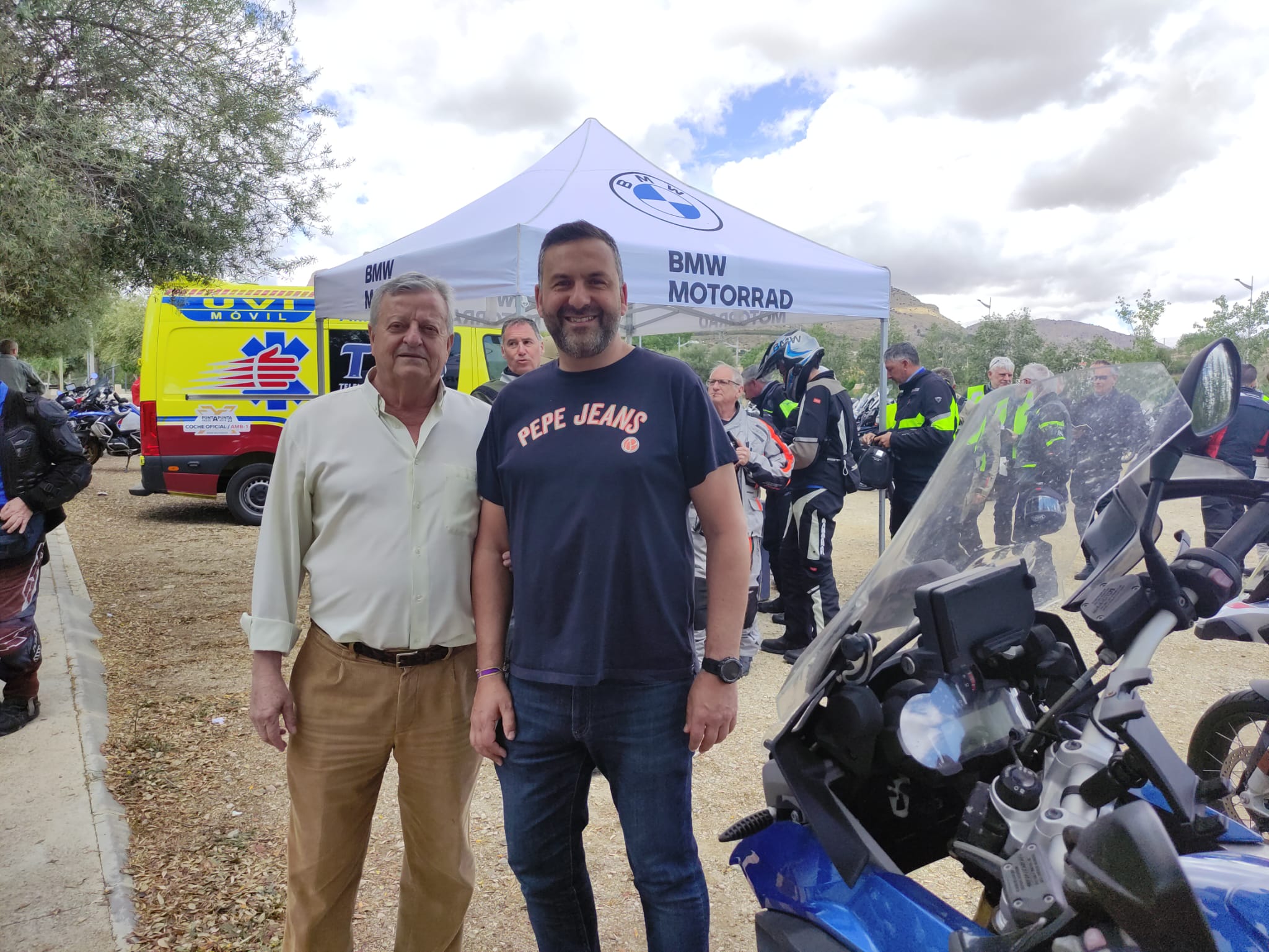 LAS MOTOS BMW TOMAN VÉLEZ RUBIO.950 MOTEROS PARTICIPANTES EN LA CUARTA ETAPA DEL PUNTAPUNTA CON UNA CONCENTRACIÓN MOTERA EN NUESTRO RECINTO FERIAL.